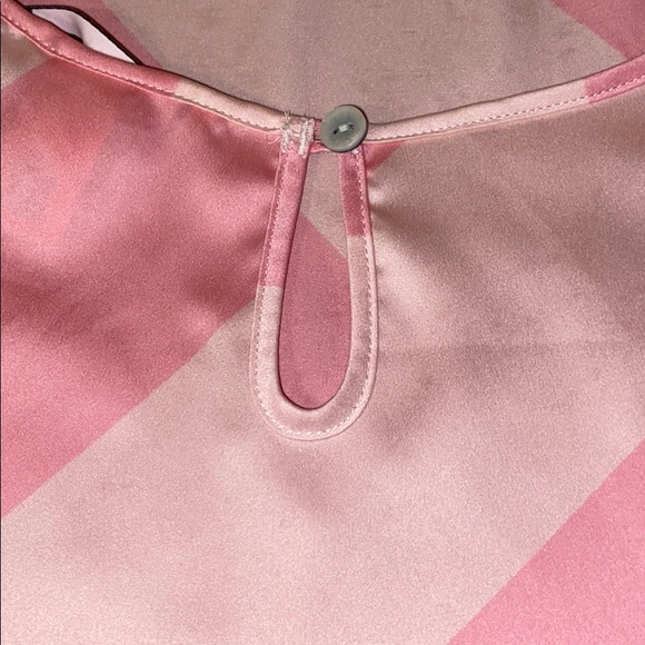 🆕 Victoria’s Secret Silk Sleep Top - Picture 5 of 7